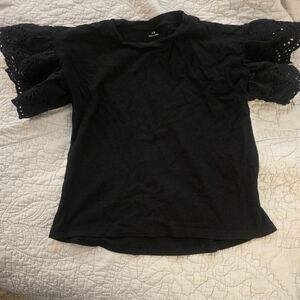 XS Evsie by Maurices tee